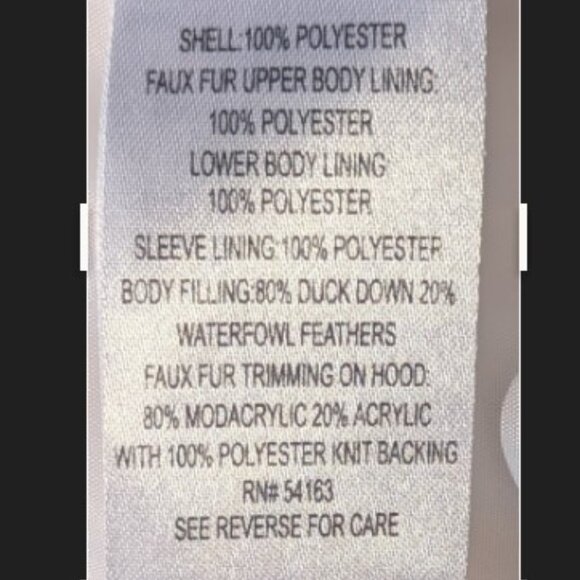 Calvin Klein White Puffer Jacket w/ removeable Hood.  Large - Picture 12 of 12